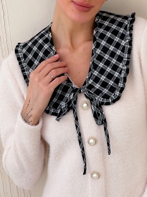 Fold-over collar with ruffles Tyu-Tyu! black white tartan