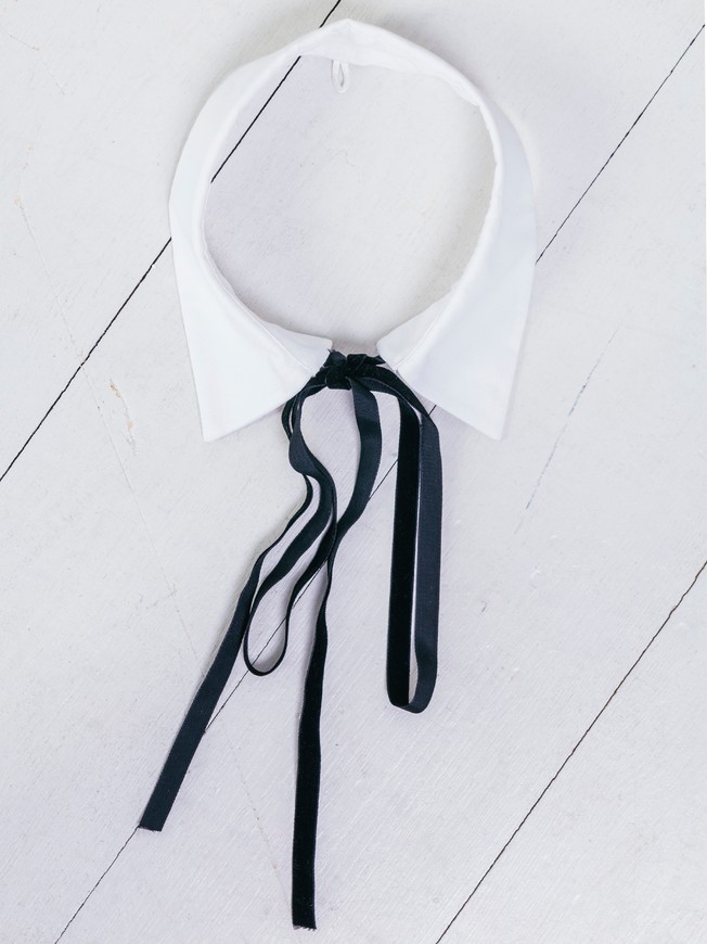 Removable stand collar with ribbon Tyu-Tyu! white