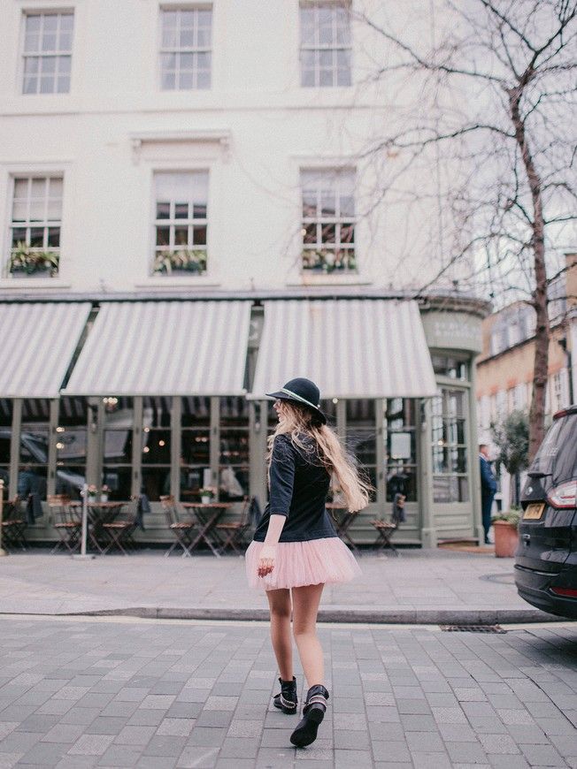 Constructor-dress black Airdress with removable blush pink skirt