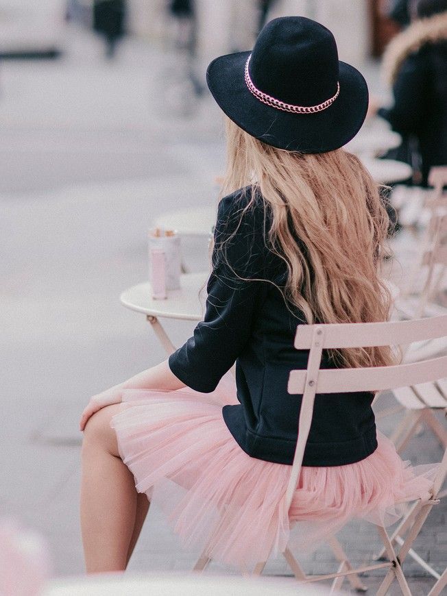 Constructor-dress black Airdress with removable blush pink skirt