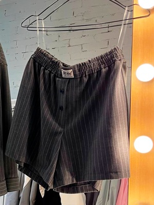 Shorts mini oversize Boyfriend's Tyu-Tyu! XS/S gray in milk stripe