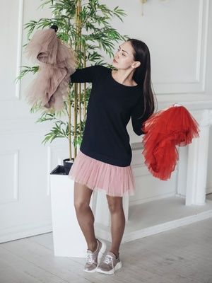 Комплект AIRDRESS: черный верх и 3 съемные юбочки (пышные пудровая, красная и латте)