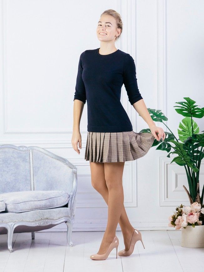 Constructor-dress black Airdress with removable beige pied-de-poule skirt