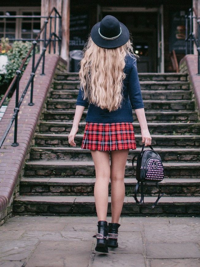Constructor-dress Navy blue Airdress with removable red tartan skirt