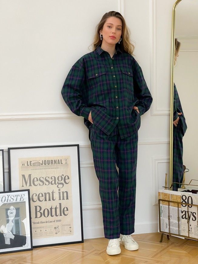 Shirt oversize Boyfriend's Tyu-Tyu! One size green in navy blue and red tartan