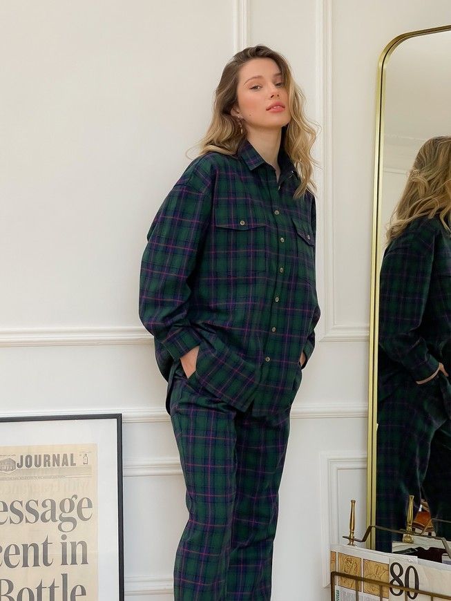 Shirt oversize Boyfriend's Tyu-Tyu! One size green in navy blue and red tartan