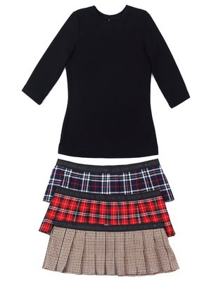 AIRDRESS set: black top and 3 removable skirts (navy blue, red, beige tartan)