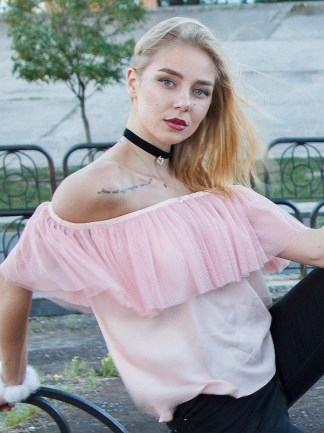 Pink top with pink powder tulle ruffles