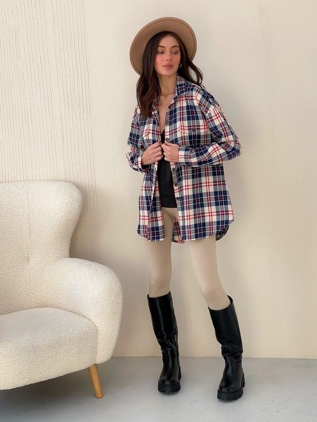 Shirt oversize Boyfriend's Tyu-Tyu! One size milk in navy blue and red tartan