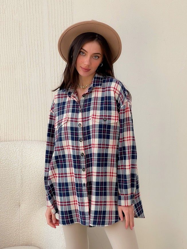 Shirt oversize Boyfriend's Tyu-Tyu! One size milk in navy blue and red tartan