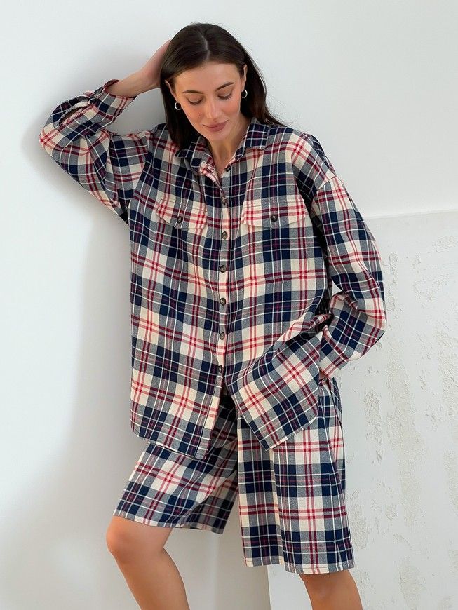 Shirt oversize Boyfriend's Tyu-Tyu! One size milk in navy blue and red tartan