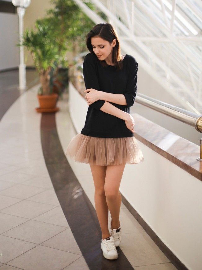 AIRDRESS set: black top and 3 removable skirts (lush latte, smoky gray, blush pink)