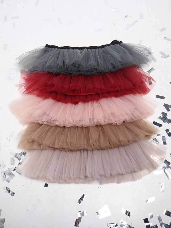 AIRDRESS set: black top and 6 removable skirts (lush smoky, latte, blush pink, marsala, graphite gray)