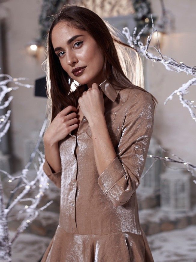 Golden Shirt Sandskirt