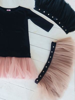 Комплект AIRDRESS: черный верх и 3 съемные юбочки (пышные пудровая, черная и латте)